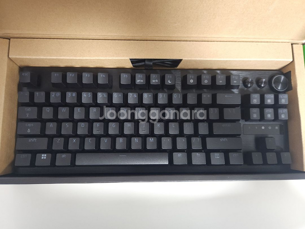 레이저 헌츠맨 v3 tkl--1