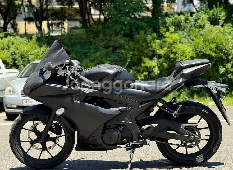 스즈키 gsx-r125--1