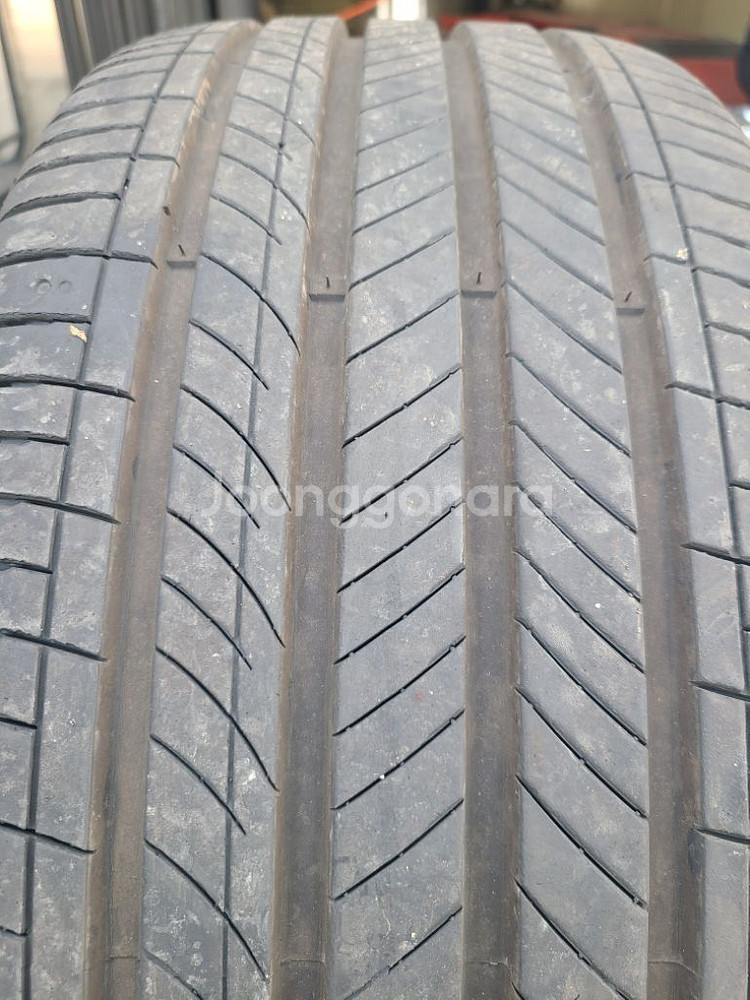 한국 벤투스S2As 2554518 중고타이어 2짝 팜--1