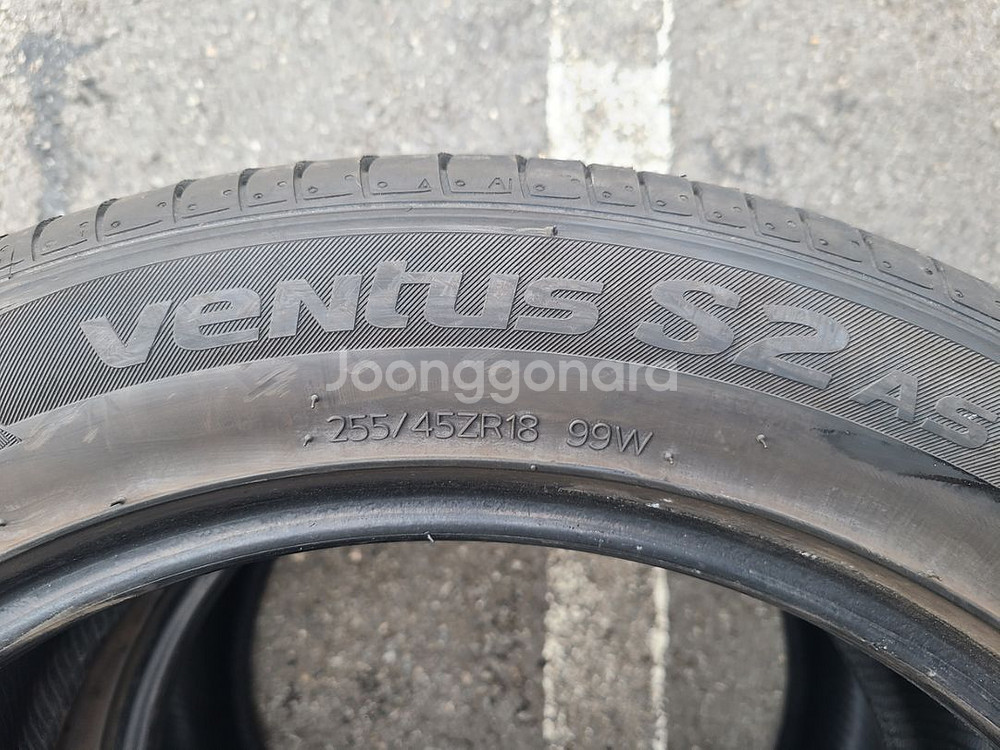 한국 벤투스S2As 2554518 중고타이어 2짝 팜--2