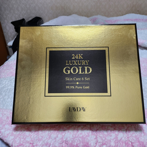 24K LUXURY GOLD 여자 화장품