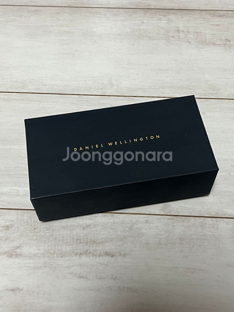 다니엘 웰링턴 ICONIC LINK 28mm 메탈시계--1