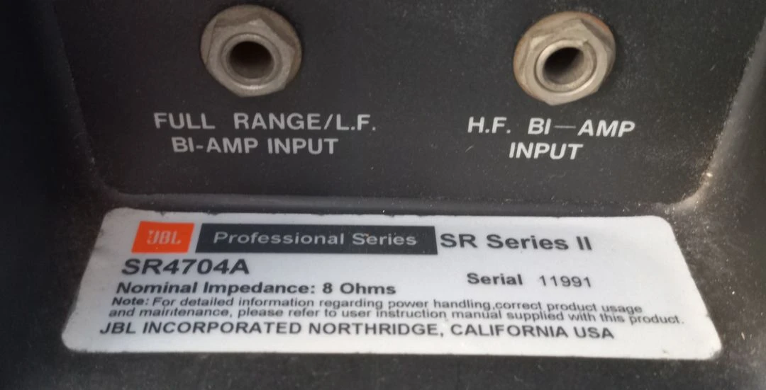JBL SR4704A 모니터 스피커 이미지