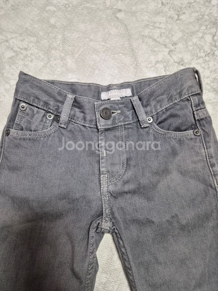정품 버버리키즈 2y 92cm 청바지 판매합니다--1