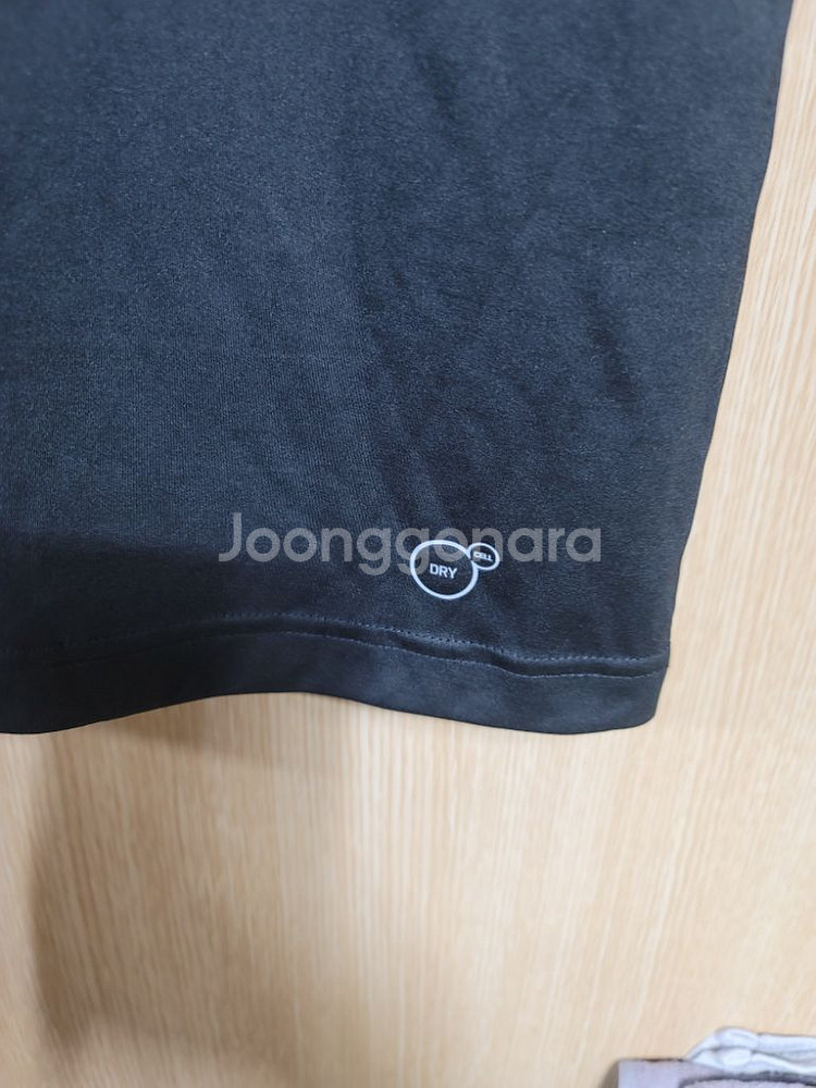 푸마 기능성반팔티 100--4