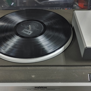 REVOX B795 다이렉트 드라이브 턴테이블