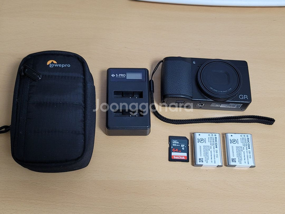 리코 GR3 블랙 + SD 64gr + 배터리 2개--0