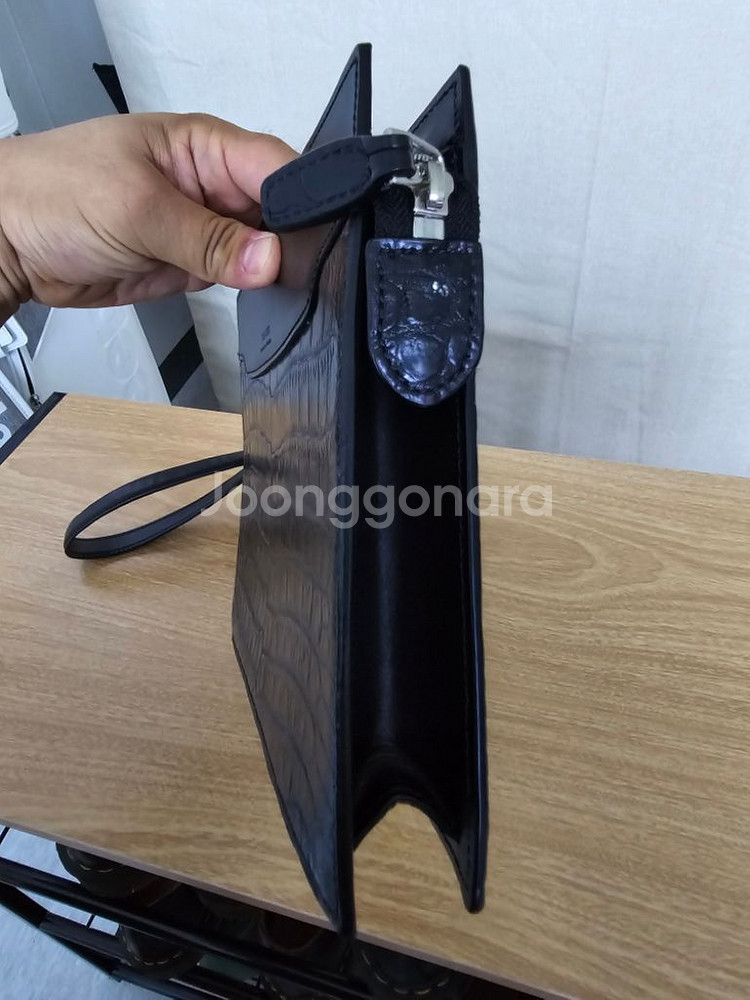 더퀴르 리얼 악어가죽 파우치--2