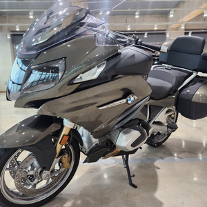 bmw r1250rt 20년식 팝니다.