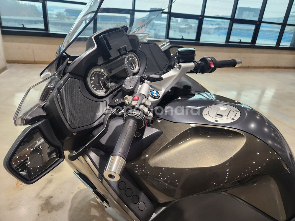 bmw r1250rt 20년식 팝니다.--1