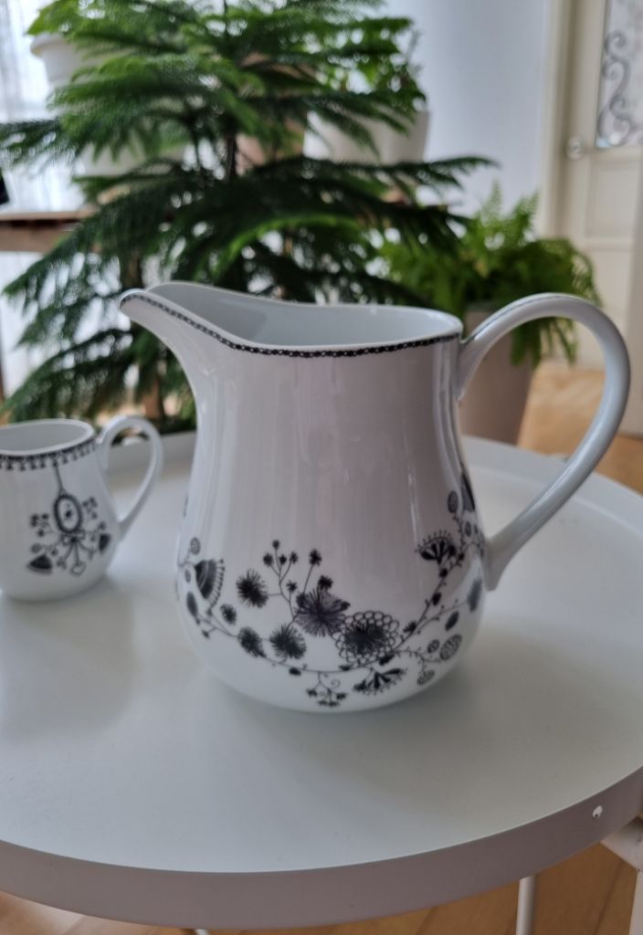 jug miss blackbirdy /새상품/15cm