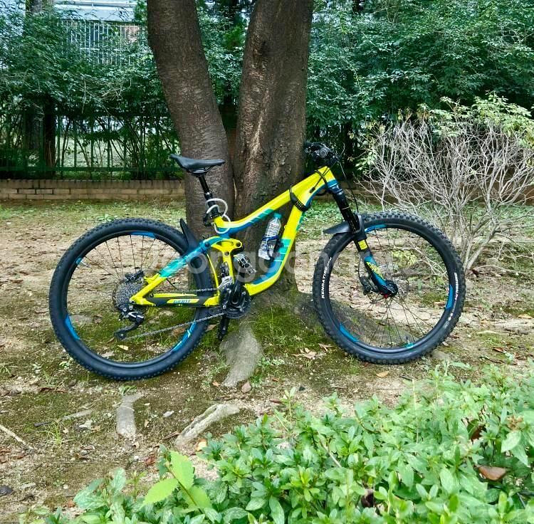 자이언트 레인2 풀샥 mtb 자전거 대차,팝니다--1