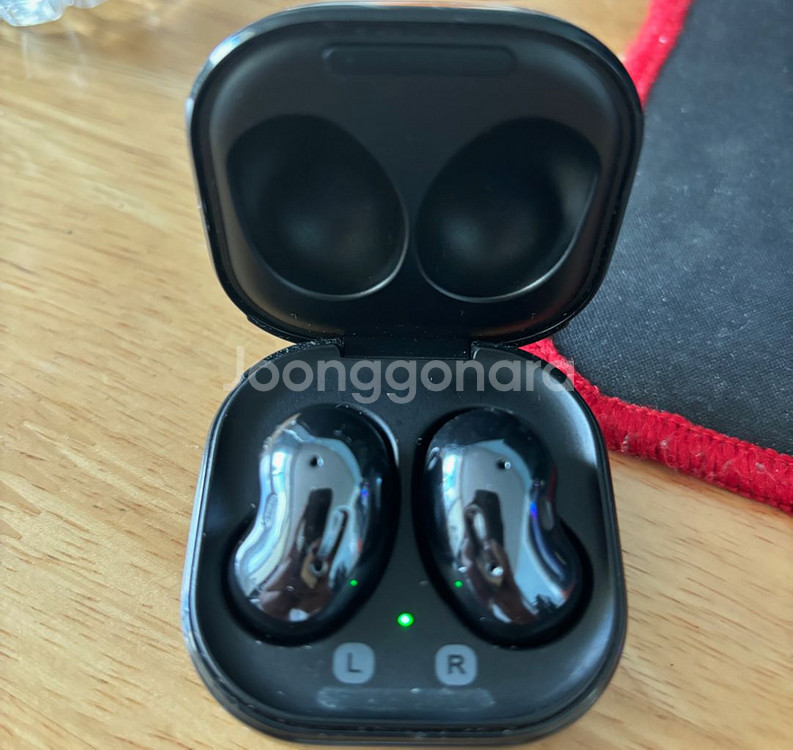 삼성 버즈 라이브--0