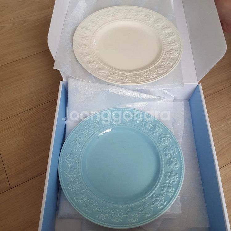 위글위글 맥주잔, 웨지우드 접시 팝니다.--1