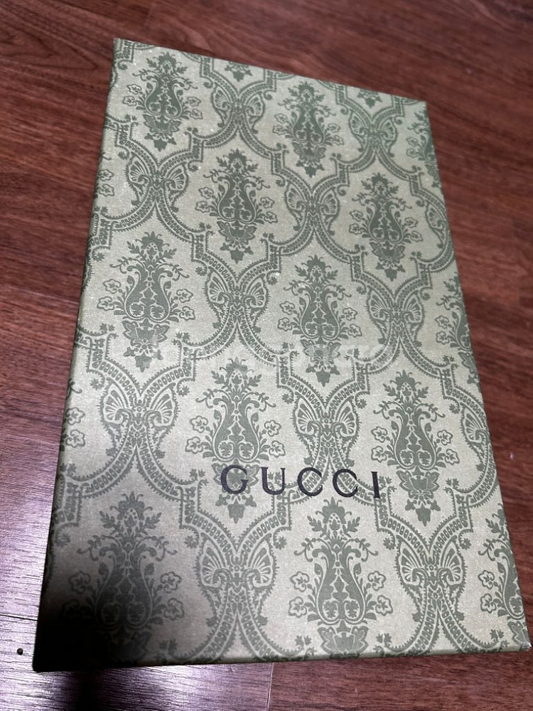 구찌 GUCCI 신발 박스 판매합니다.--2