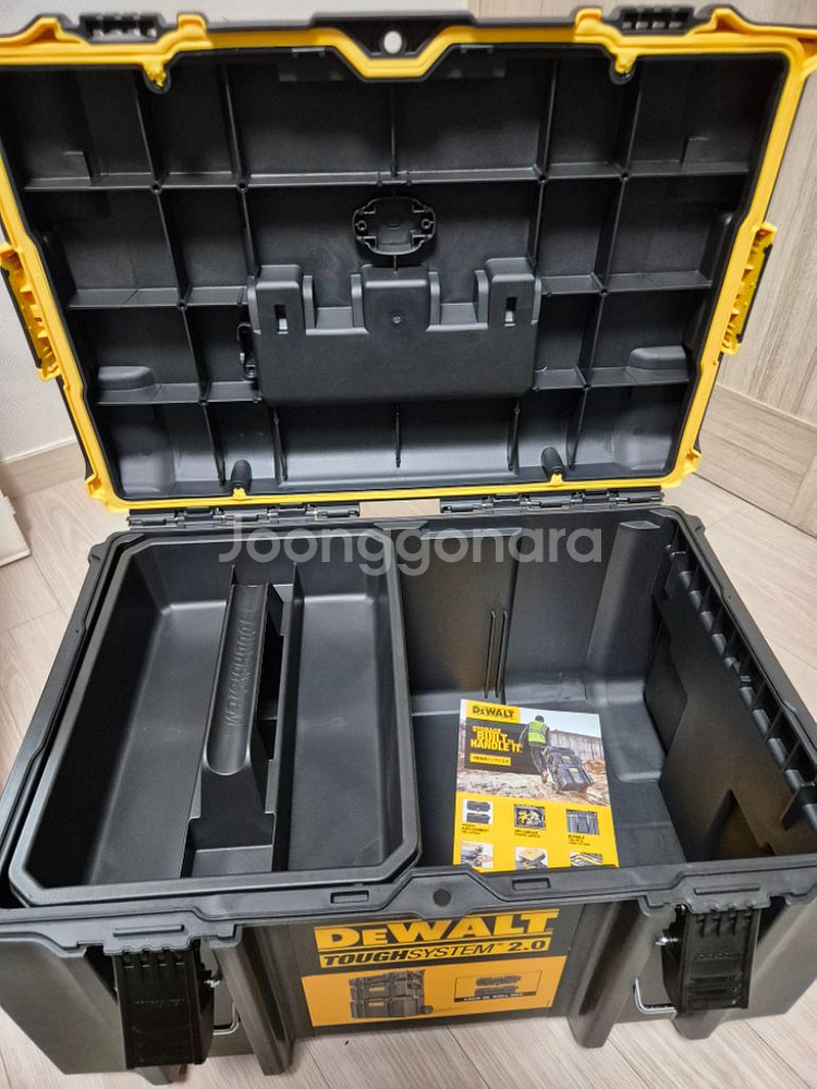 디월트 터프시스템 2.0 L 대형 공구함 새상품--3