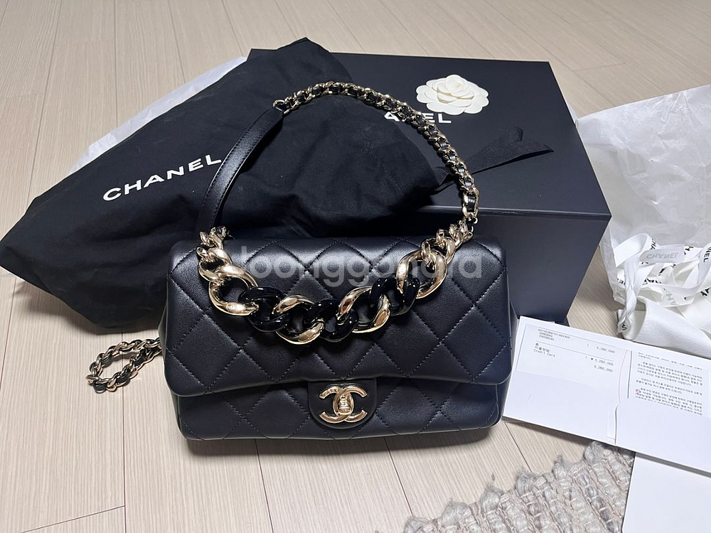 샤넬시즌플랩백2-3번실착 상태좋아요 정품 풀박스--1