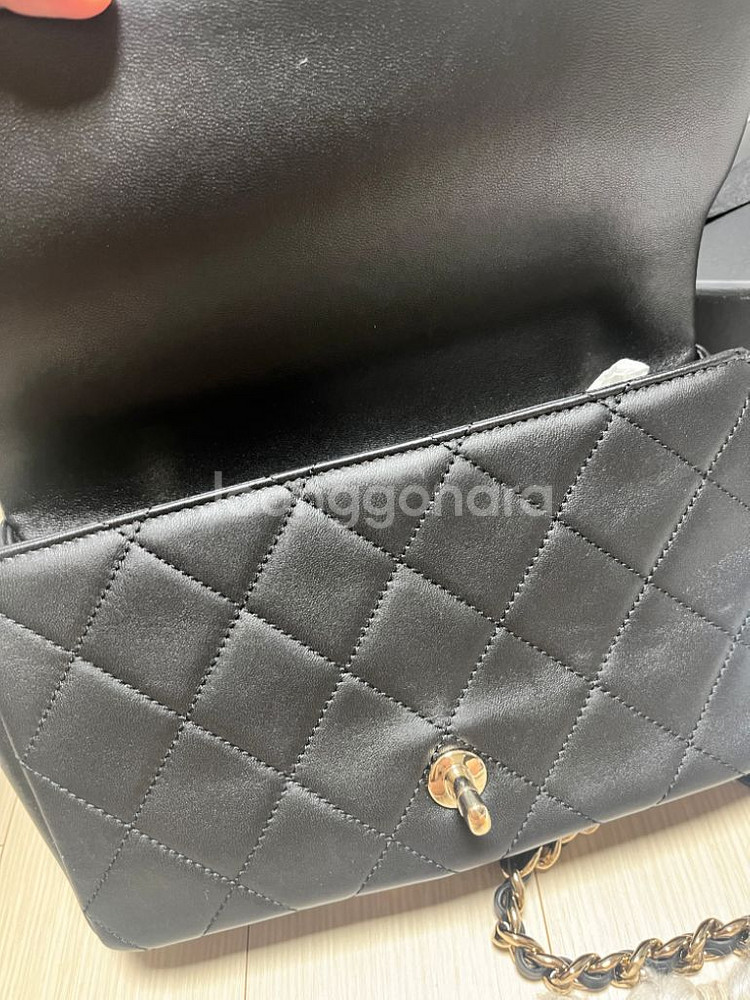 샤넬시즌플랩백2-3번실착 상태좋아요 정품 풀박스--7