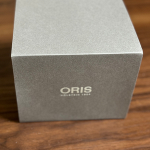 오리스(oris) 애커스(아퀴스) 칼리버 400