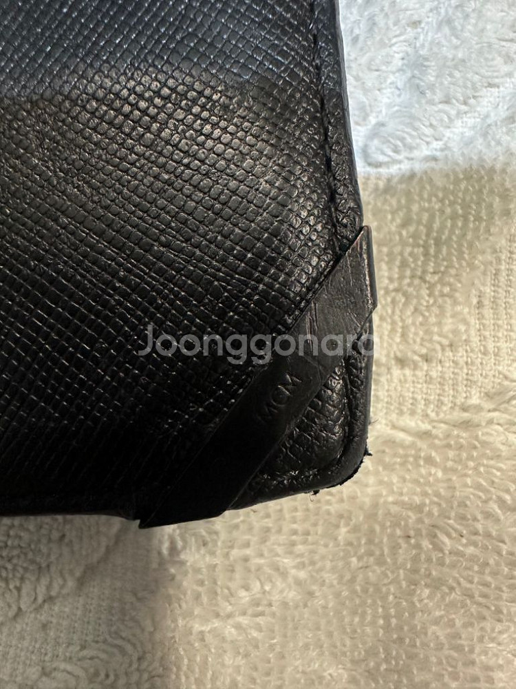 약간의 사용감외 컨디션 양호한 엠씨엠 남성 반지갑 팝--2