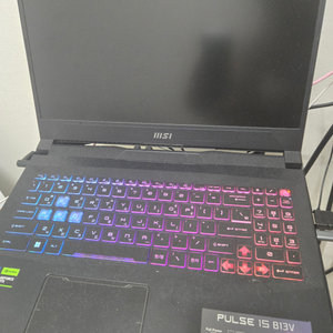 MSI 펄스 15 티타늄 그레이 팝니다 i7 4070