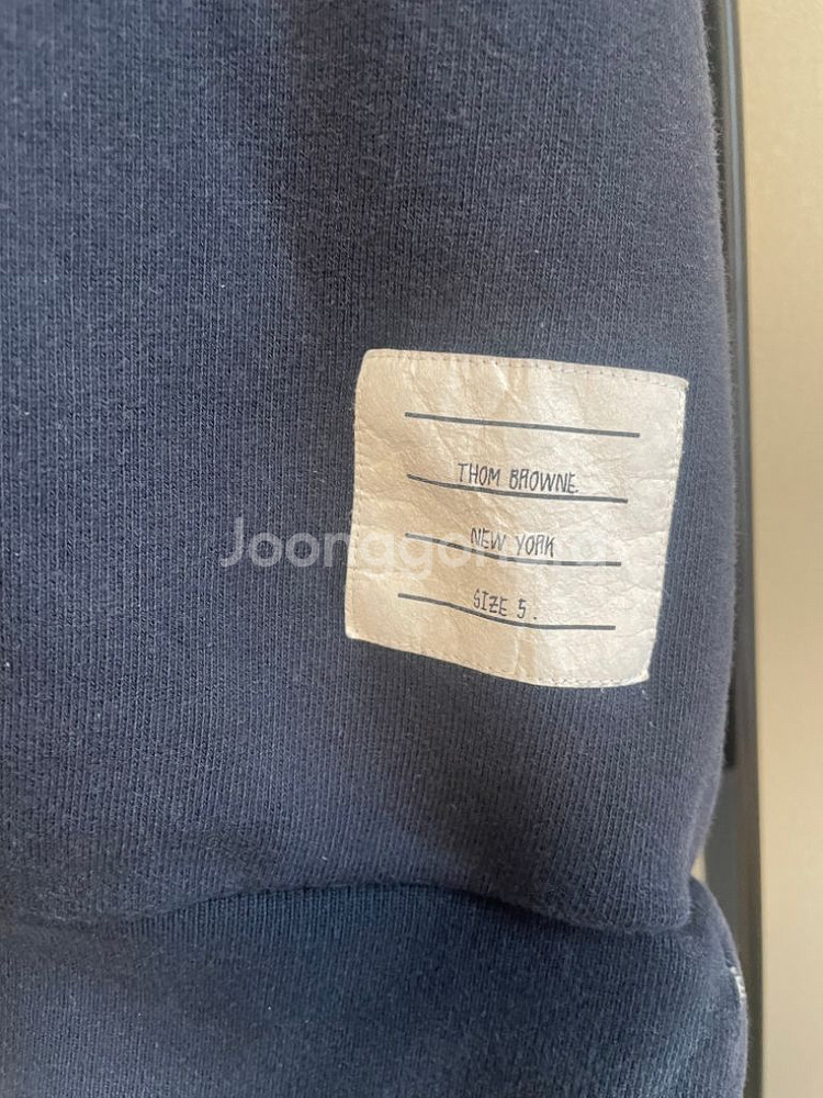 톰브라운 백삼선 5사이즈--1