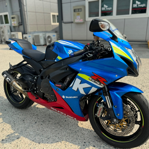 스즈키 gsx r600 17년형 완전A급 팝니다