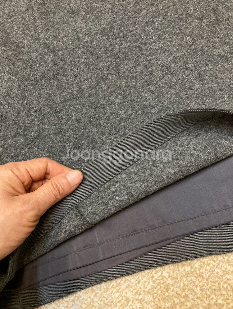 핏좋은 오피스룩 하객룩 BCBG 펜슬스커트--4