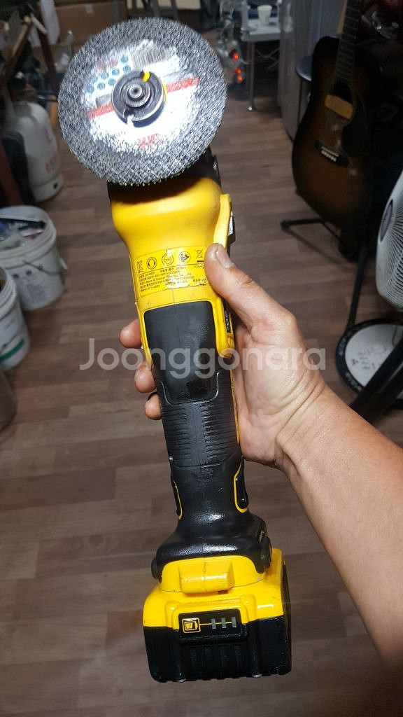 디월트충전그라인더DCG405배터리포함.5인치그라인더--7