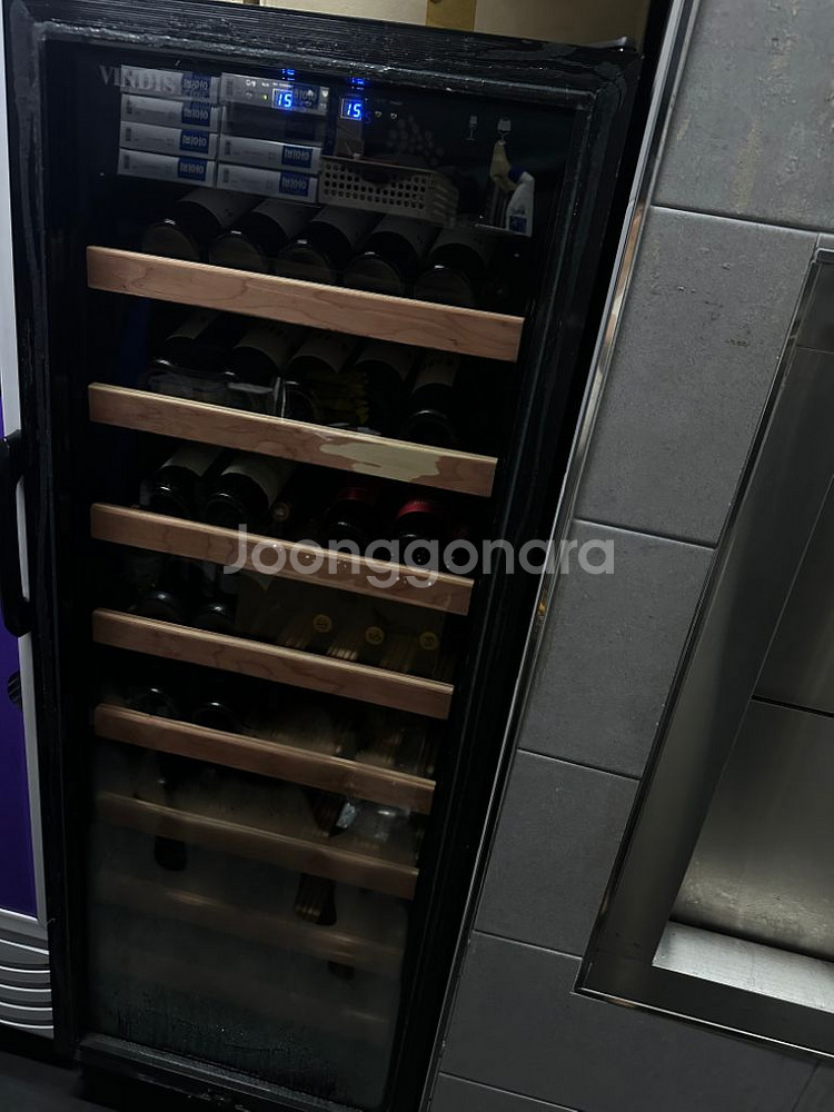 빈디스 와인셀러 200본--1