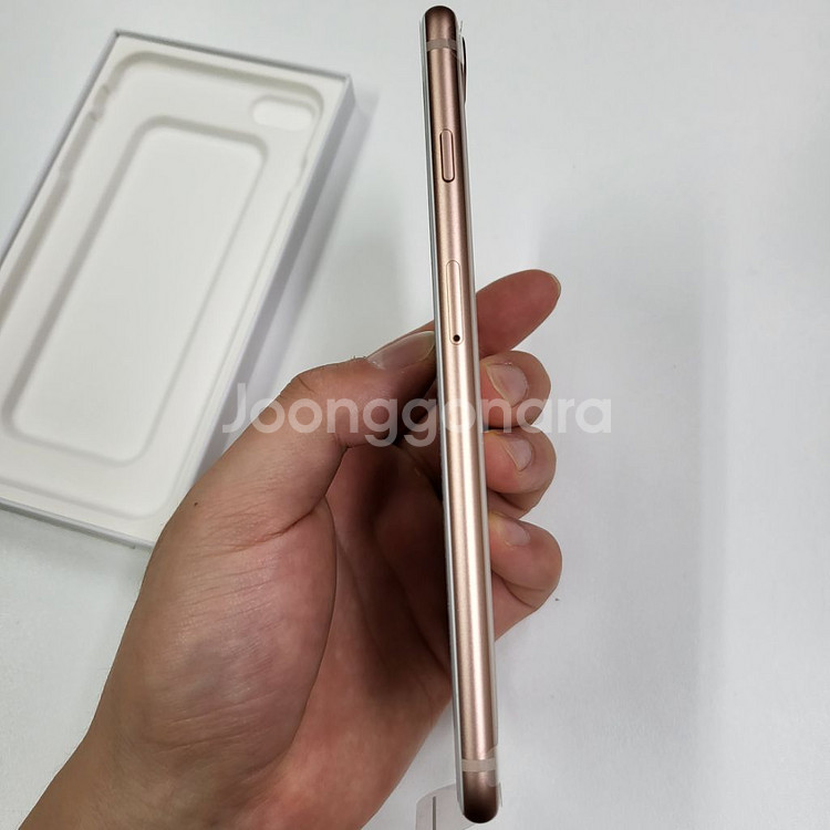 아이폰8플러스 256G 리퍼폰 새폰 팝니다--2