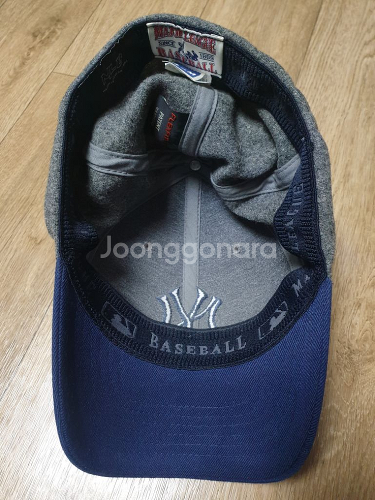 MLB 양키즈 울 볼캡 모자 팝니다--3