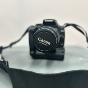 Canon DSLR EOS Kiss-X