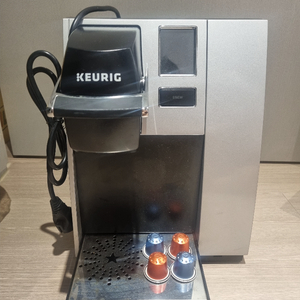 Keurig 큐리그 커피머신 k150 새상품