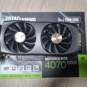 조텍 rtx 4070 super 트윈 팝니다