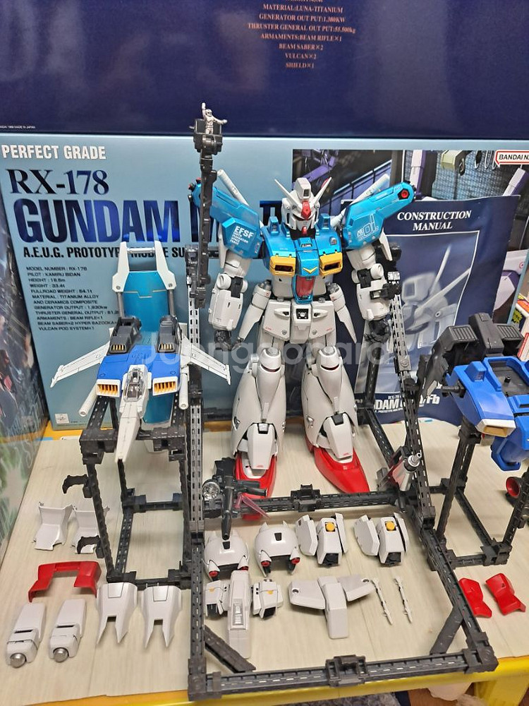 PG GP01 재피 풀버니언 건담 도색작!!!--4
