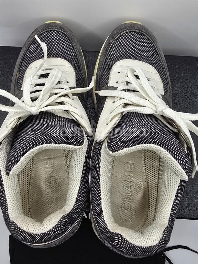 정품 샤넬스니커즈 운동화240 (37.5)--2