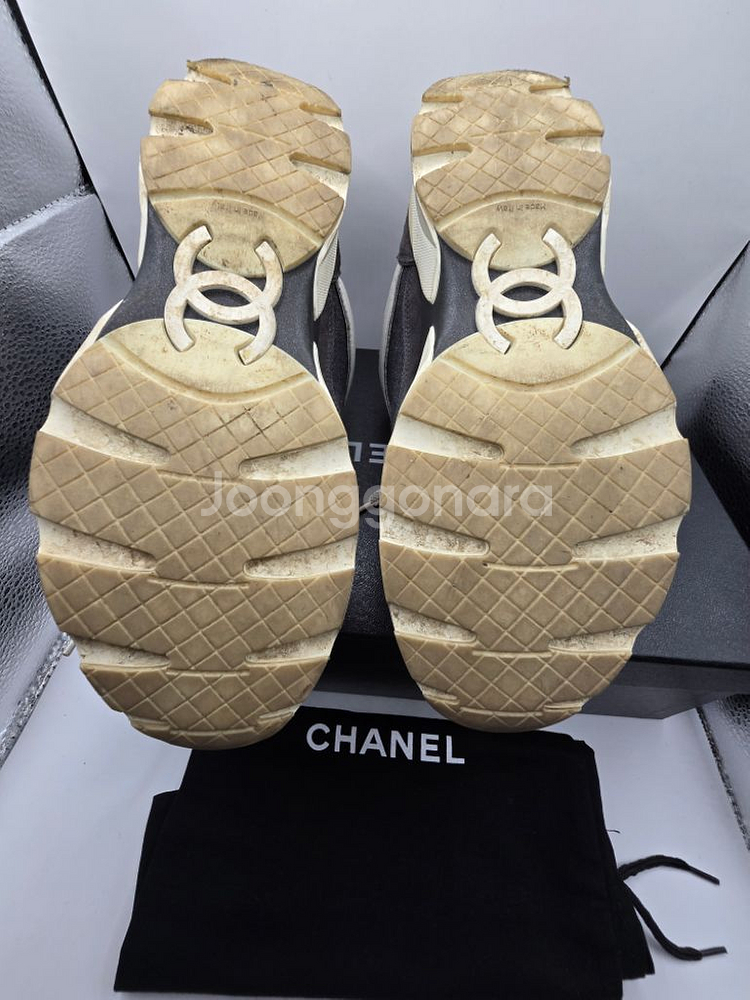 정품 샤넬스니커즈 운동화240 (37.5)--7