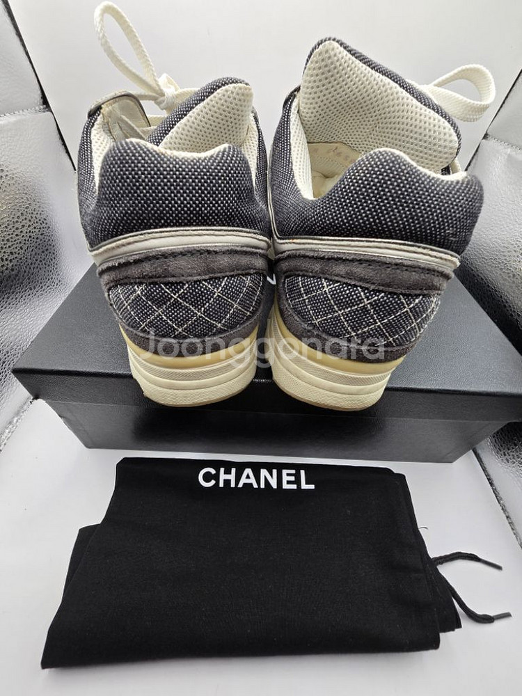 정품 샤넬스니커즈 운동화240 (37.5)--6