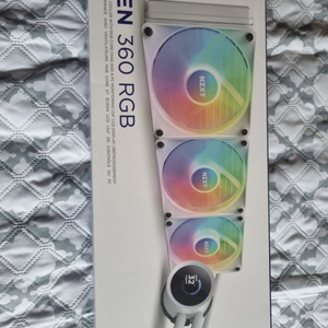 크라켄 360 RGB 화이트 팝니다