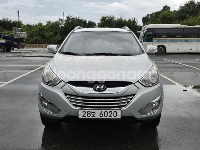 @11년식 투싼 ix 디젤 R20 2WD LX20 럭--1