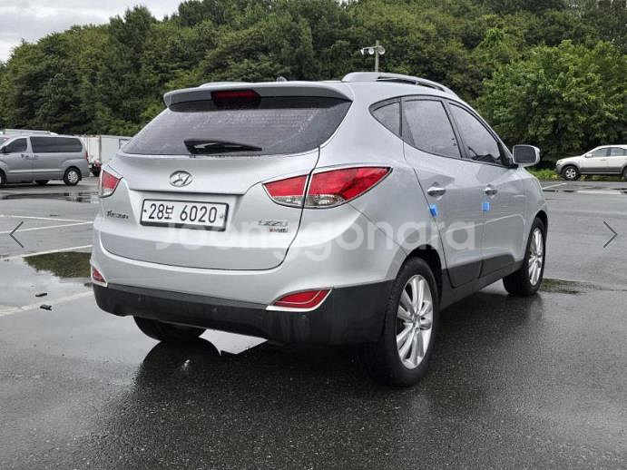 @11년식 투싼 ix 디젤 R20 2WD LX20 럭--4