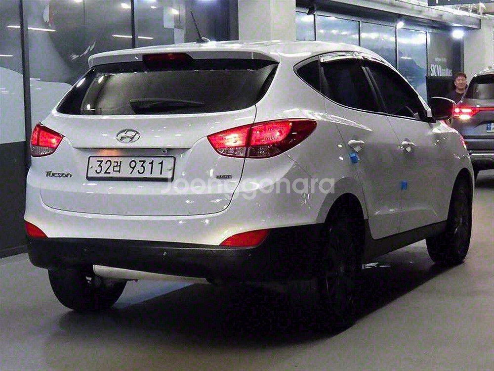 @13년식 뉴투싼 ix 디젤 R2.0 2WD 스마트--3