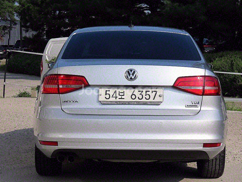 @15년식 제타(6세대) 2.0 TDI 블루모션 전--3