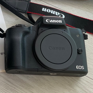 캐논카메라EOS M50판매+가방,삼각대까지포함