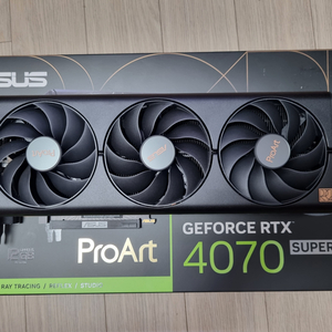 asus rtx 4070 super 프로아트팝니다