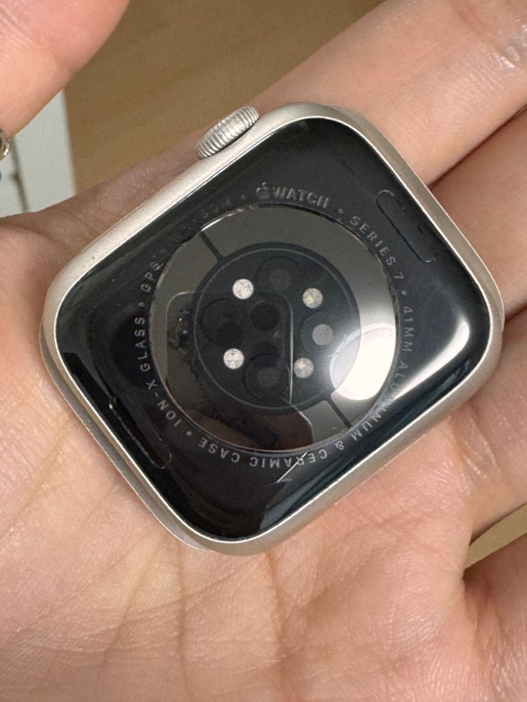 애플워치 7 41mm GPS 스타라이트 팝니다--6