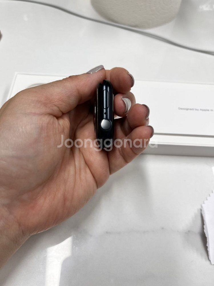 애플워치 8 미드나잇 41mm 와이파이모델--1