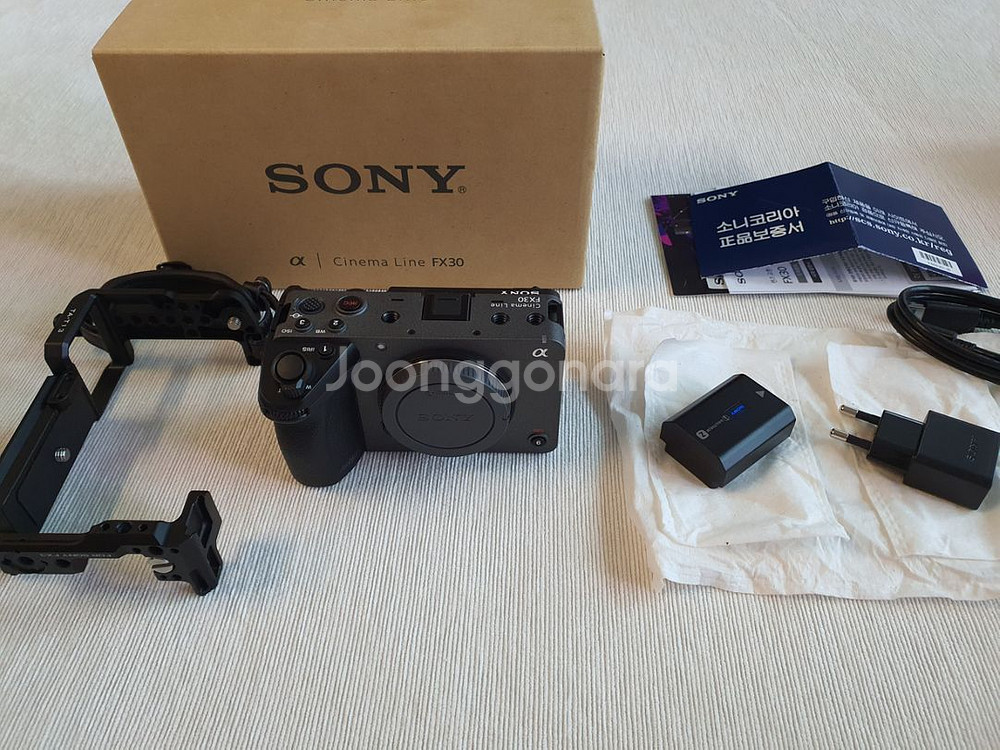 FX30 / SELP18105G--1