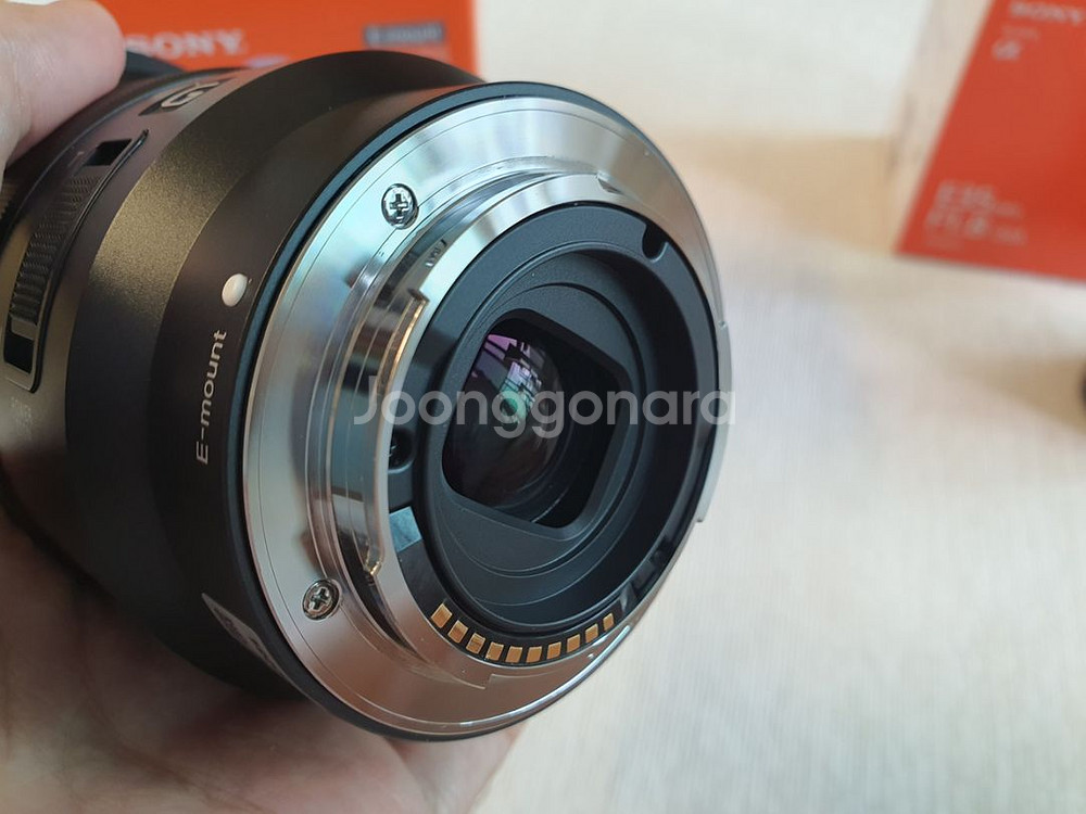 FX30 / SELP18105G--7